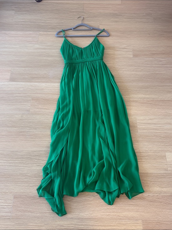 Alice + Olivia Dresses & Skirts - Alice + Olivia Emerald Green Spaghetti Strap Maxi Dress